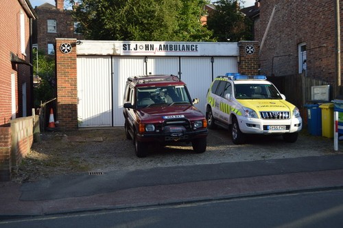 Photo 6x4 john ambulance - st,