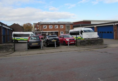 Photo 6x4 newport ambulance - photo,