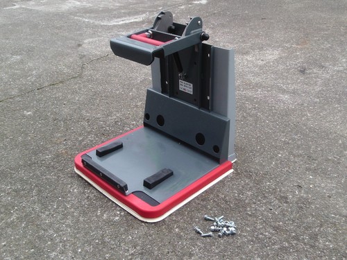 Dlouhy defib mounting - defib, bracket